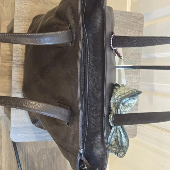 Maxima Milano Leather Purse - Picture 7 of 15